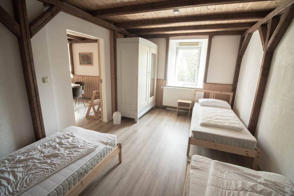 Ganze Wohnung, Urlaub auf dem \"Hof Kiebitz\" in Jahnatal, Chemnitz und Umgebung