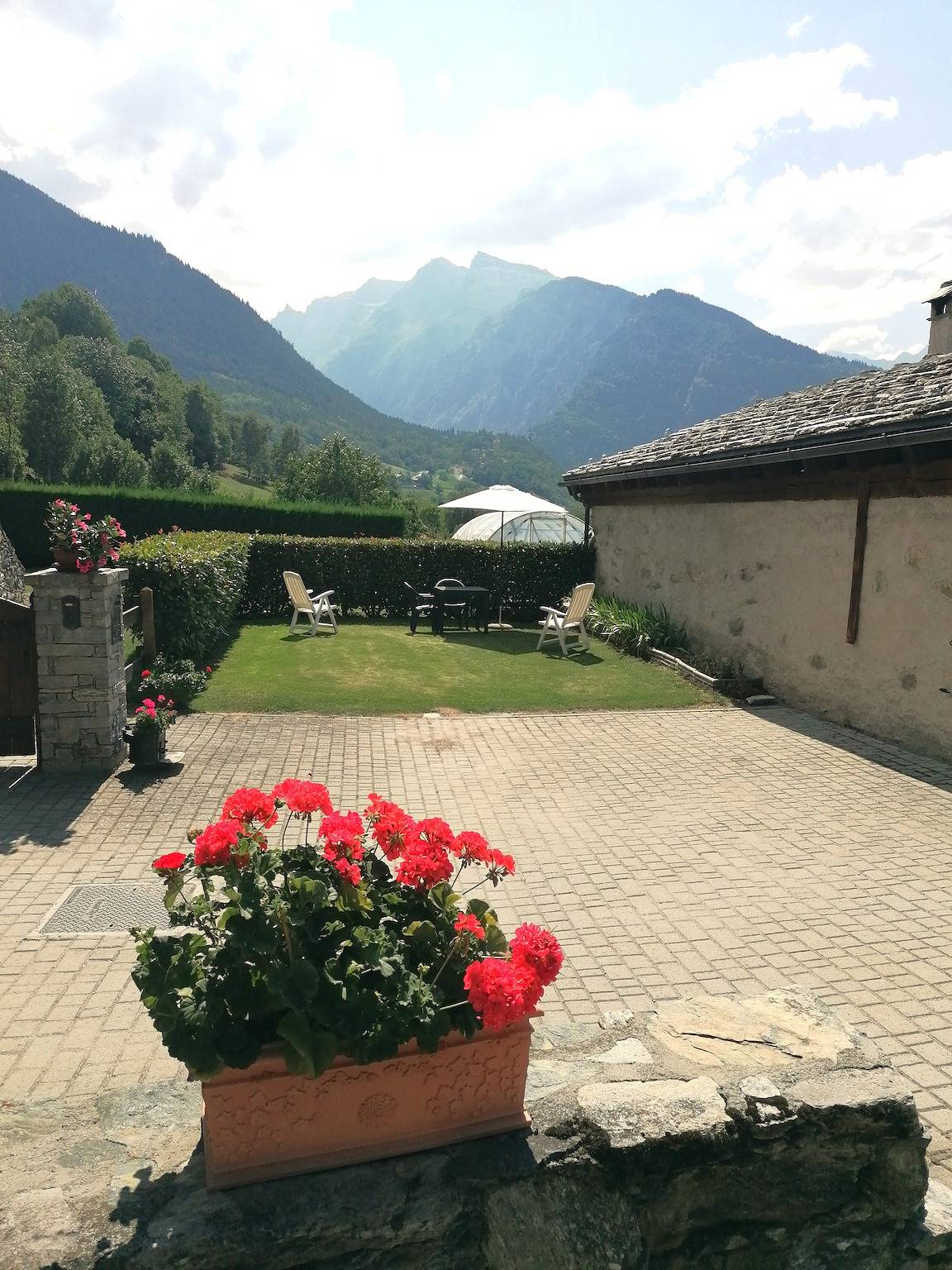 Ganze Wohnung, Wohnung Mit Garten in Champlong, Comune di Villeneuve