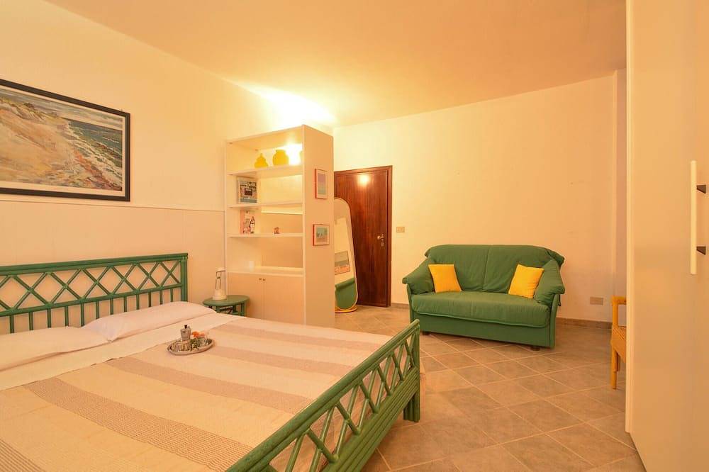 Apartamento entero, Apartamento frente a la playa in San Bartolomeo al Mare (City), San Bartolomeo al Mare