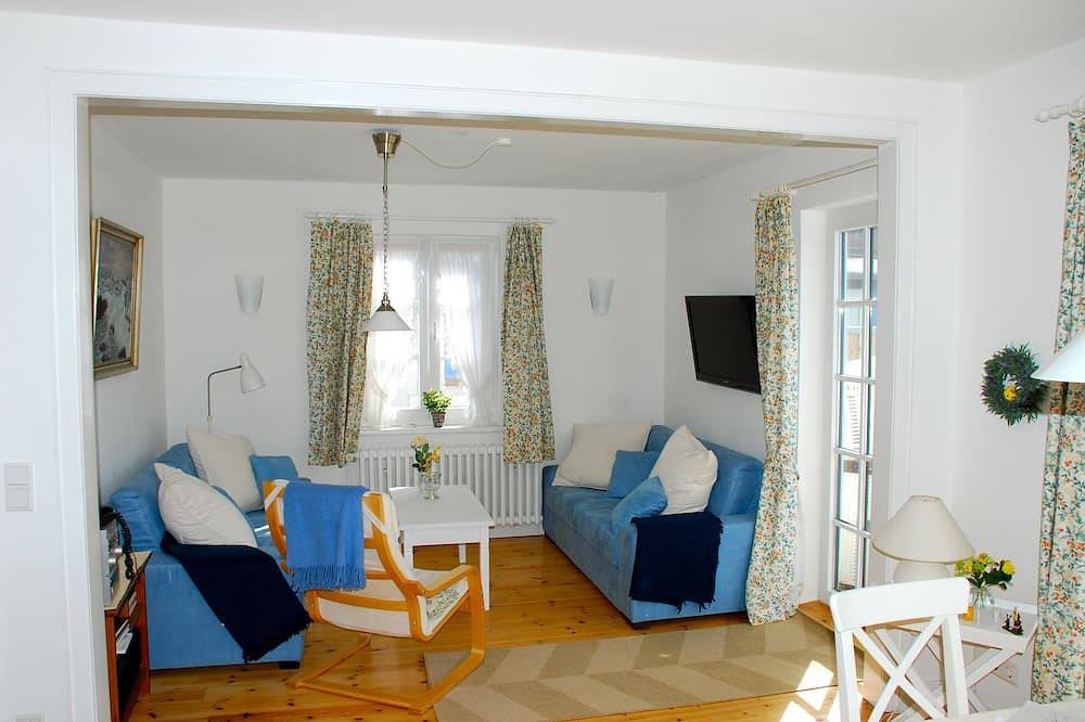 Freistehendes Haus-  Urlaub auf 2 Etagen -  130 Meter bis zum Strand in Westerland, Sylt (Gemeinde)