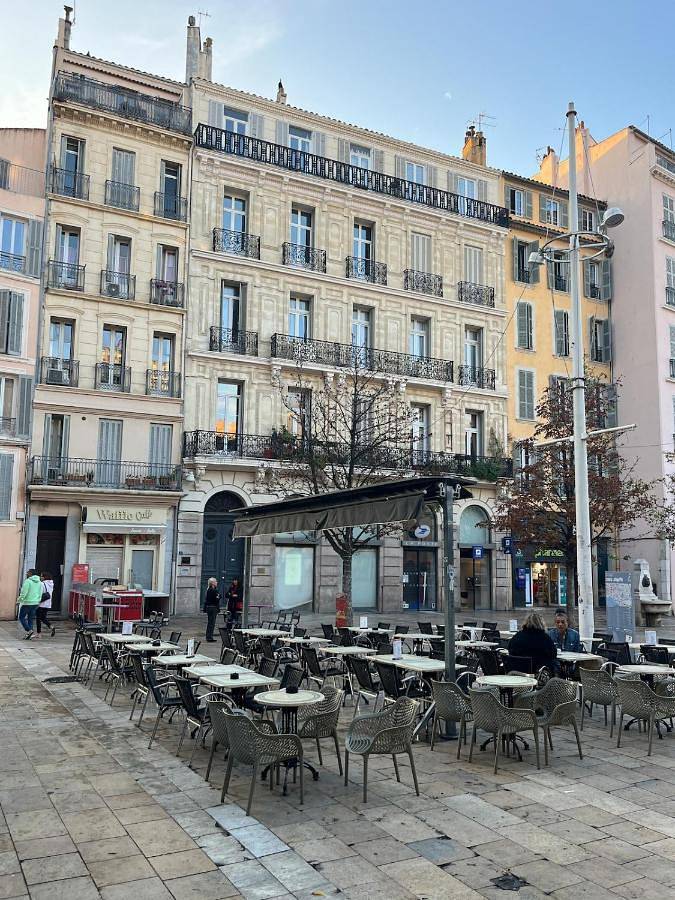 Gîte pour 4 personnes, avec vue dans Office De Tourisme De Toulon - 3