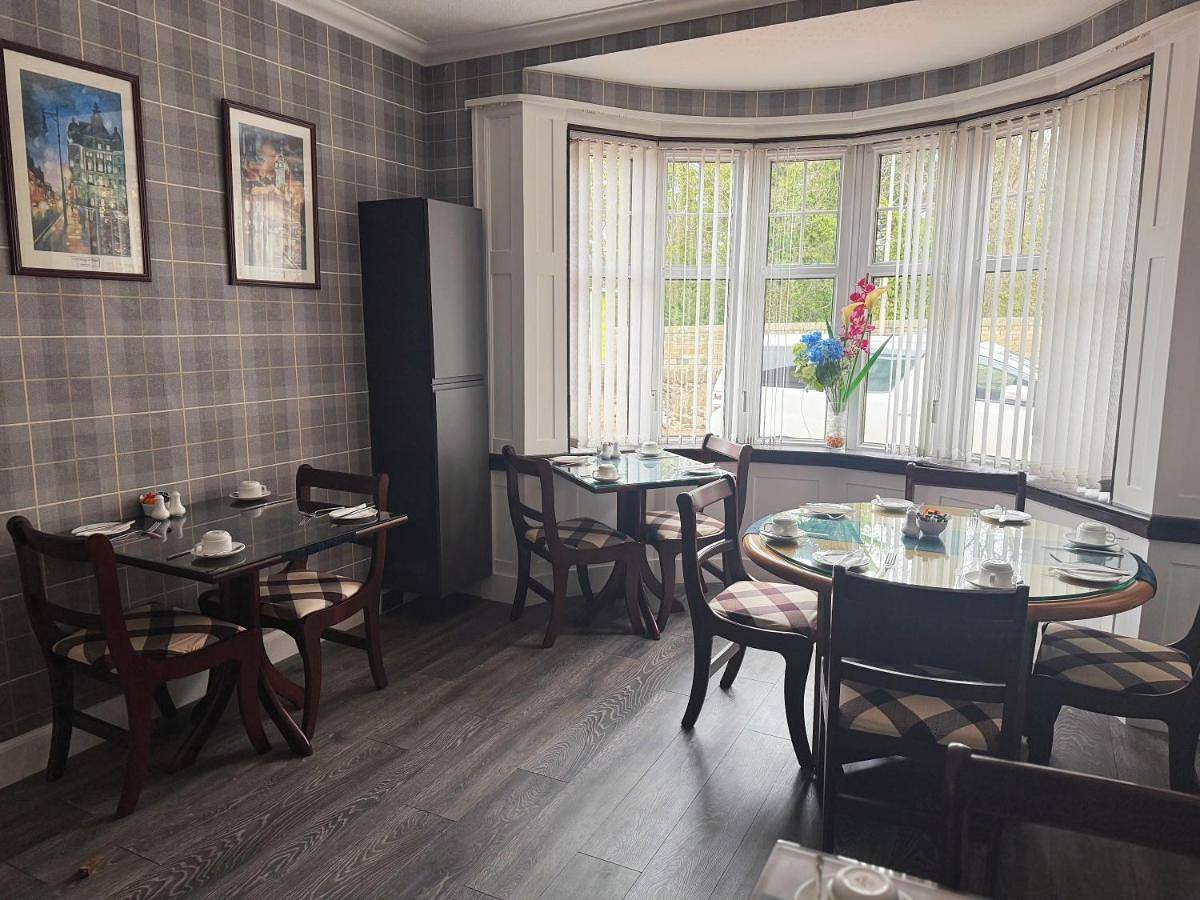 Acer Lodge Guest House in Edinburgh, Lothian