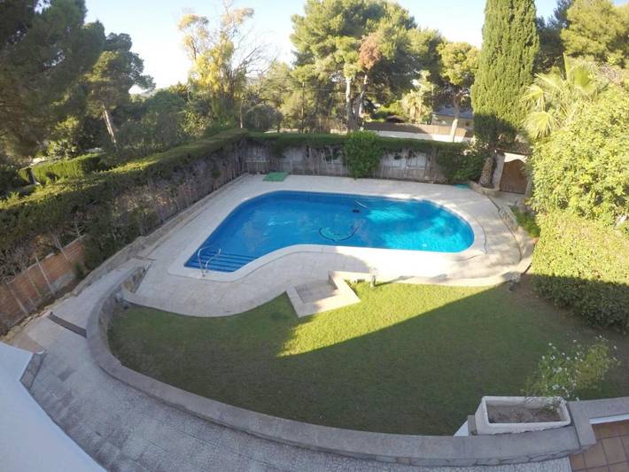 Casa rural para 10 personas, con Balcón y Terraza además de Jardín y Piscina en Roda de Bará - 3