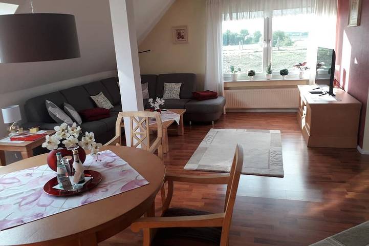 Ferienwohnung für 4 Personen, mit Balkon und Garten in Wesel
