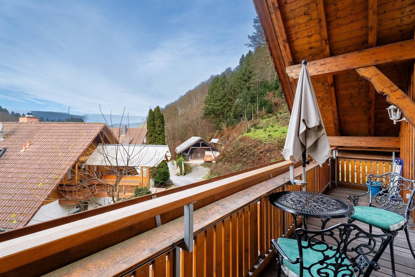 Ganze Wohnung, Ferienwohnung 'Kronenhirsch' mit Balkon und Wlan in Oberharmersbach, Mittlerer Schwarzwald