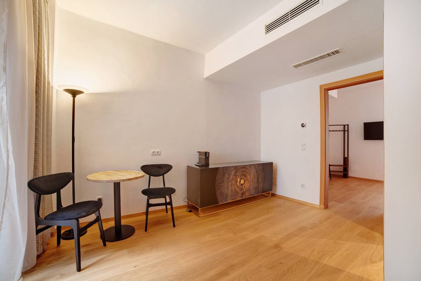 Room 'Junior Suite 2' with Mountain View and Wi-Fi in Merano, Texel Group