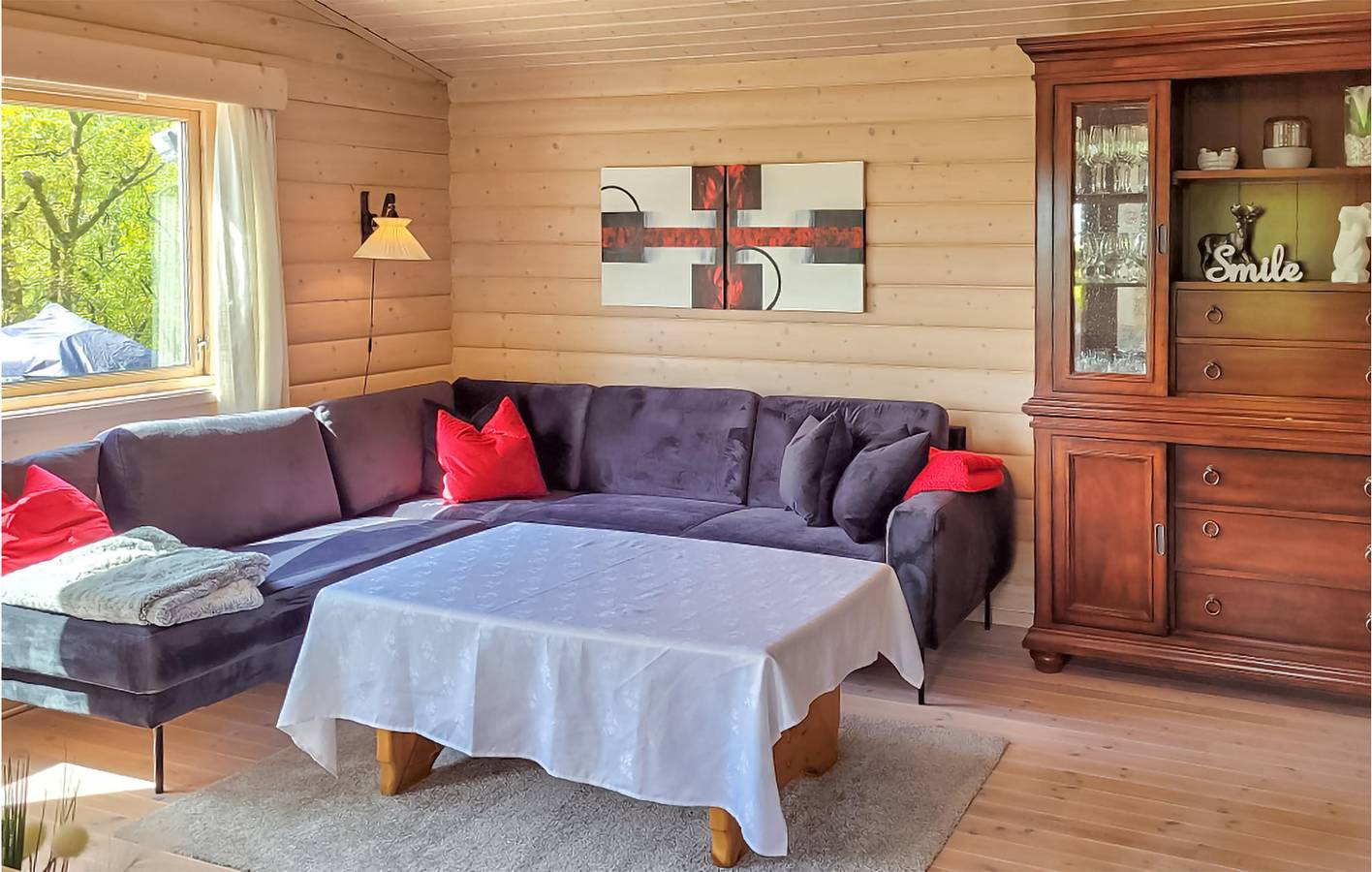 Feriehus for 8 personer med hage in Lyngdal