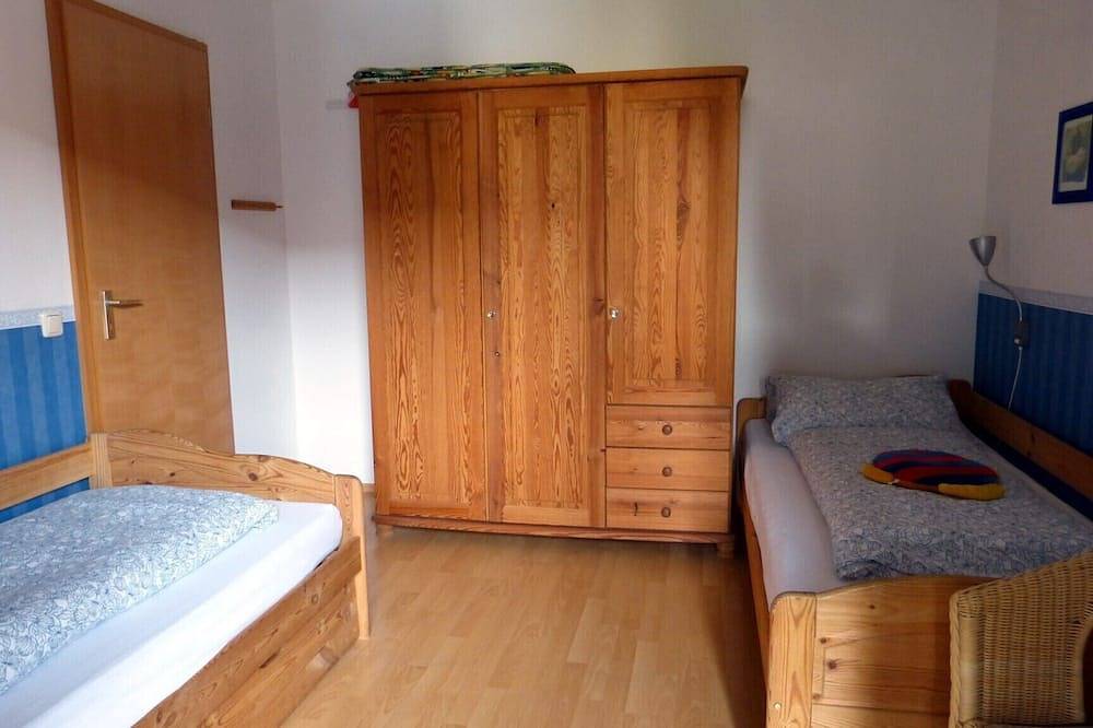 Ganze Wohnung, Komfortable 3-Zimmer-Ferienwohnung\" Hibiscus\" in Triftern, Ostbayern