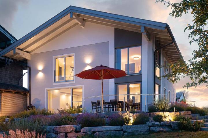 Ferienhaus für 10 Personen, mit Ausblick und Sauna sowie Garten und Seeblick in Bad Endorf