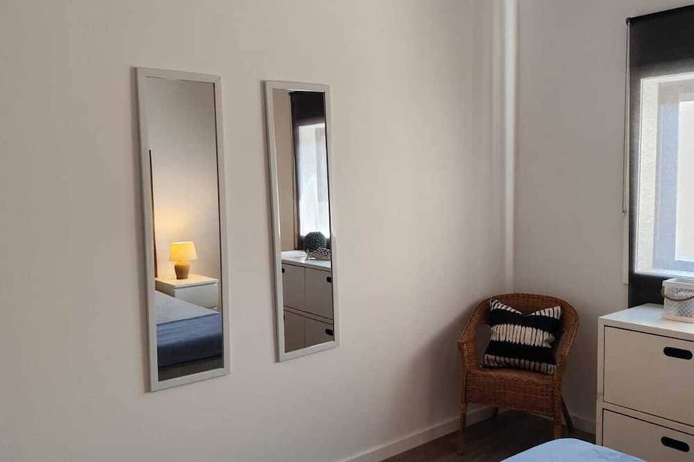 Ganze Wohnung, Atlantic Doors - Sea View, Terrace & Garage - 50m from the beach in Mindelo, Porto Distrikt
