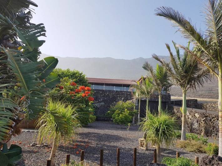 Casa rural para 7 personas, con Jacuzzi y Terraza además de Jardín y Piscina en Frontera 