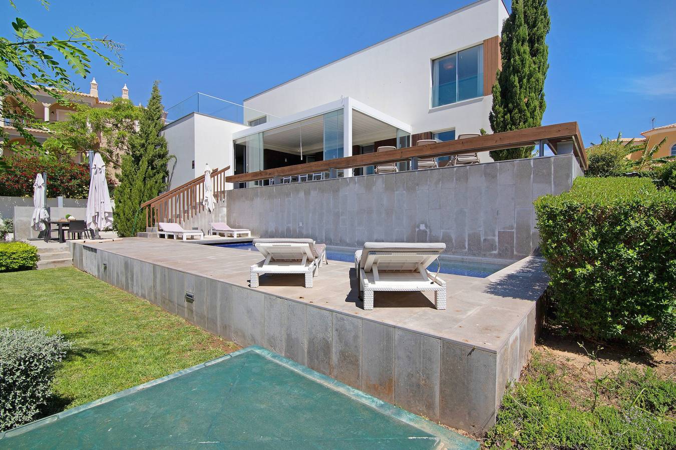Villa "Sweet Home Albufeira" with Private Pool, 2 Private Terraces & Wi-Fi in Albufeira, Faro District