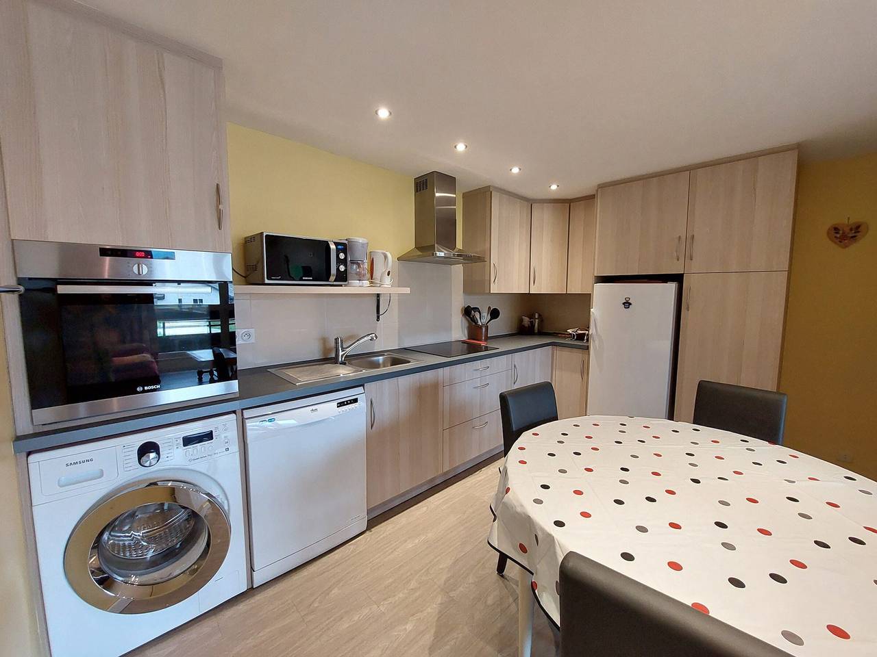 Apartamento entero, Apartamento luminoso, balcón sur, 5 pers en el centro de Méaudre in Autrans-Méaudre-en-Vercors, Parc naturel régional du Vercors