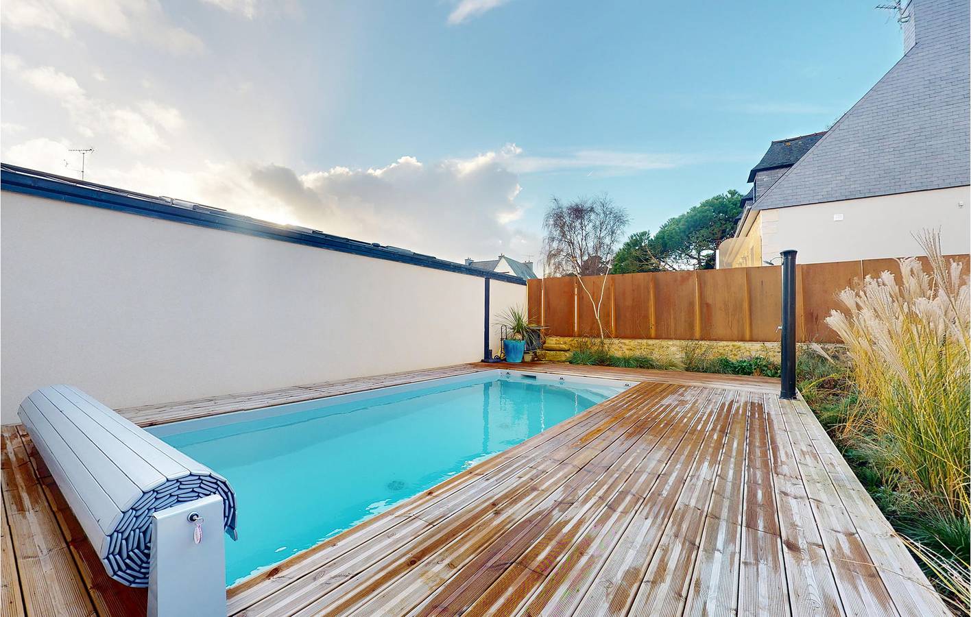 Acogedor apartamento junto a la playa con piscina y aparcamiento in Loguivy de la Mer, Ploubazlanec