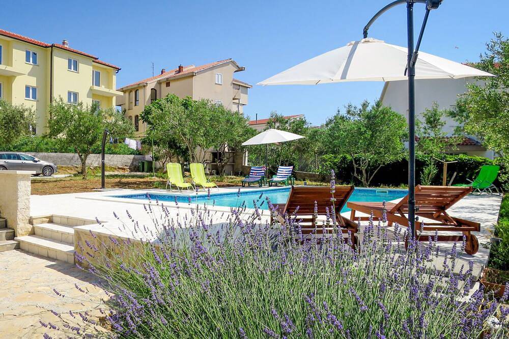 Ganze Wohnung, Katarina 4 in Brodarica, Šibenik-Knin