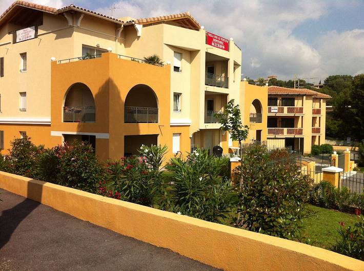 Gîte pour 4 personnes, avec terrasse à Saint-Raphaël