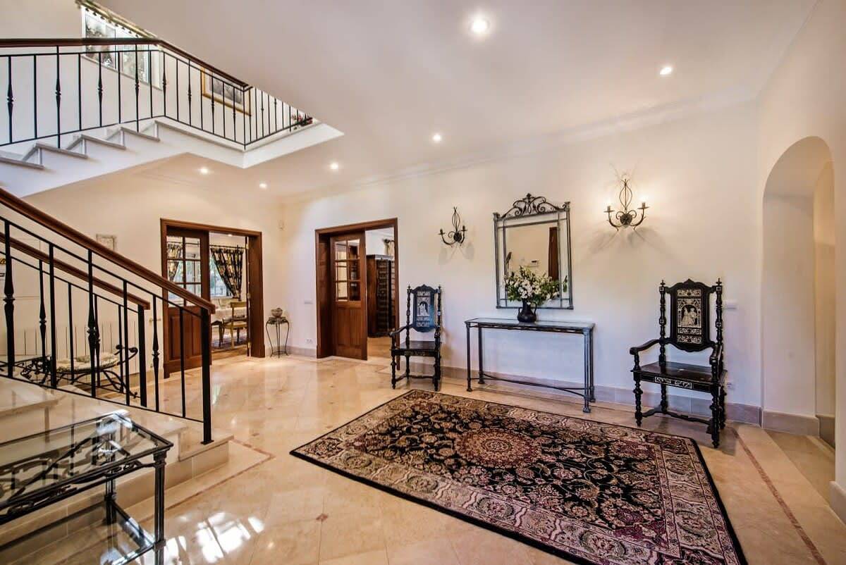 Villa Plaza - beautiful spacious house in Quinta do Lago, Praia de Faro