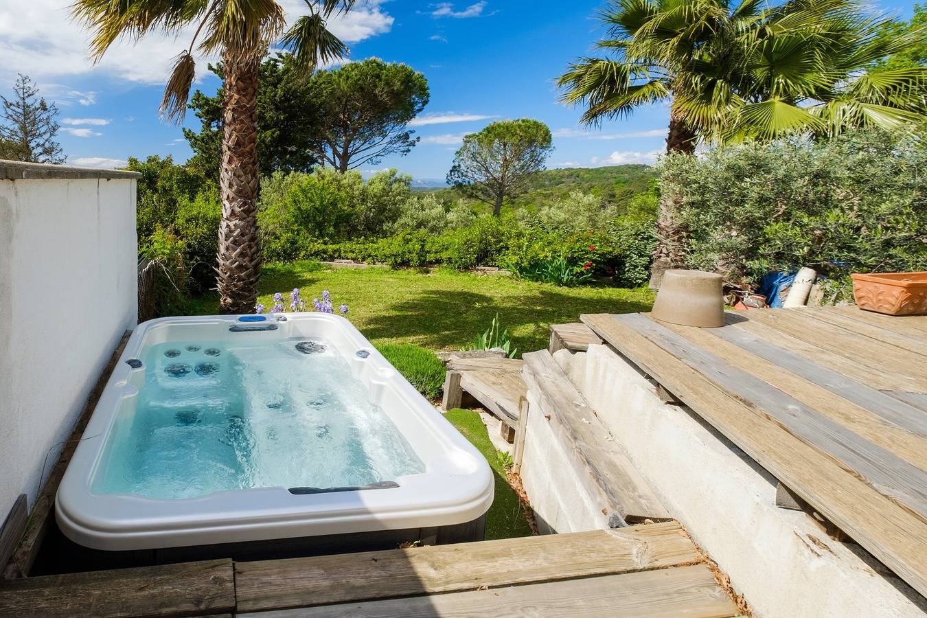 Ganze Wohnung, Loft 50m² au calme avec vue splendide piscine in Les Adrets-de-l'Estérel, Massif de l'Esterel