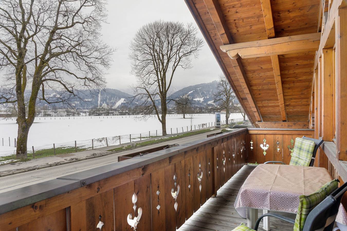 Ganze Wohnung, Apartment 'Wank' mit Bergblick, Balkon und Wlan in Garmisch-Partenkirchen, Bayerische Alpen