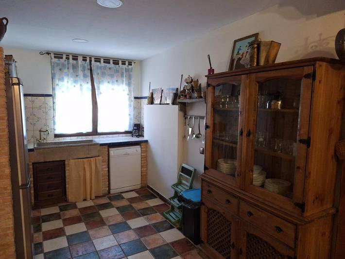 Apartamento de vacaciones para 12 personas, con jacuzzi y jardín, Se admiten mascotas en Provincia de Guadalajara - 4