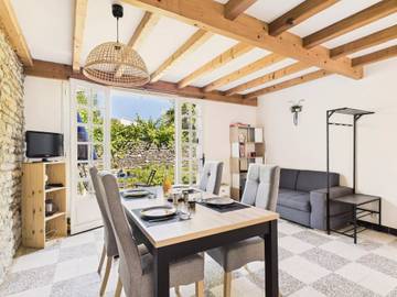 Cottage pour 4 personnes, avec jardin à Les Portes-en-Ré