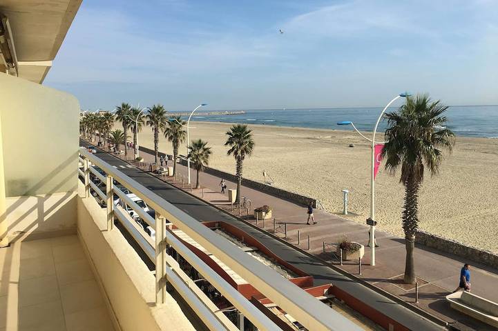 Gîte pour 4 personnes, avec balcon dans Casino Du Canet En Rousillon