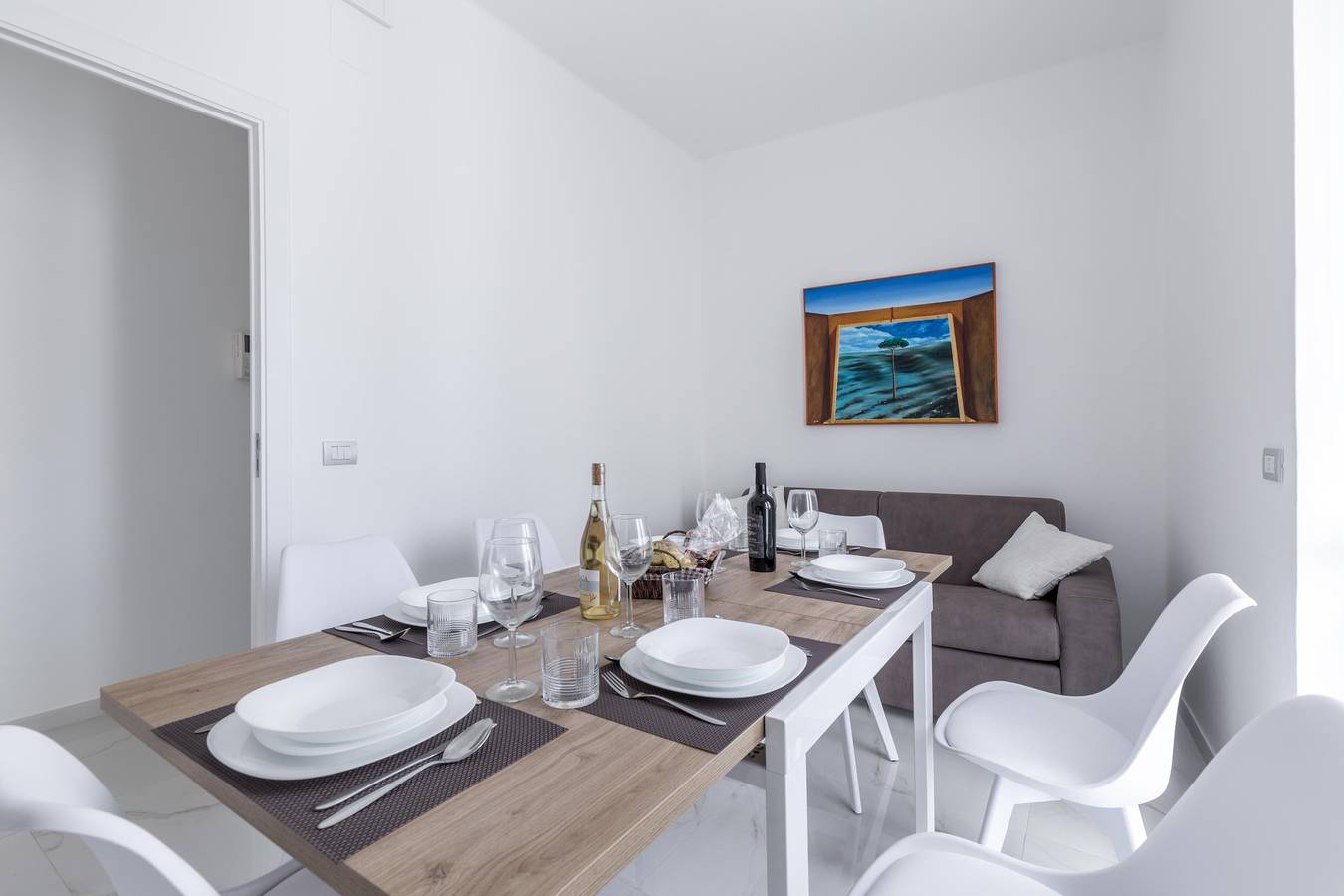 Appartement entier, Appartement de vacances pour 6 personnes avec balcon in Brindisi, Salento