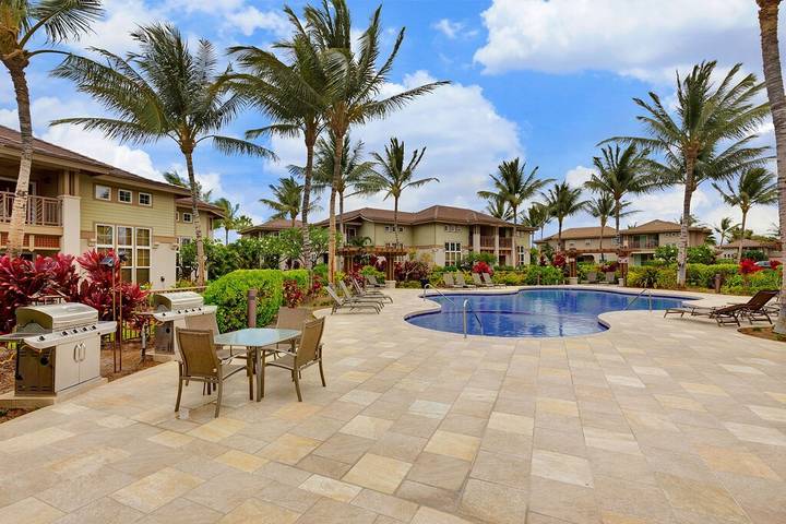 Holiday rental for 6 people, with hot tub and garden as well as pool and balcony in Hawaii
