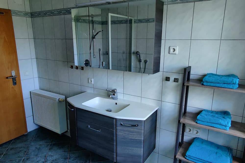 Ganze Wohnung, 🌞Fewo Berger, ruhige Lage am Ortsrand Frauenzell, nahe Center Parcs im Allgäu in Altusried, Bayerisch Schwaben