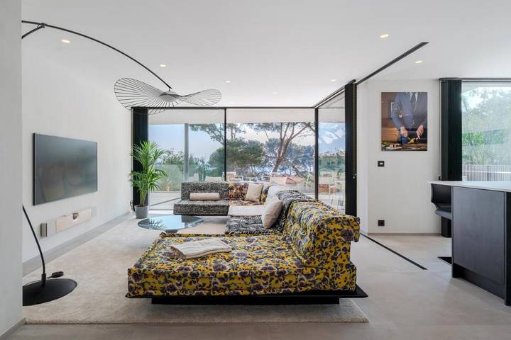 Gîte pour 6 personnes, avec terrasse et vue dans Plage De La Vernette
