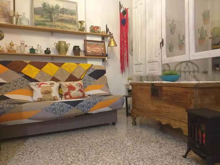 Gîte pour 4 personnes, avec vue et terrasse, animaux acceptés à Baena - 2