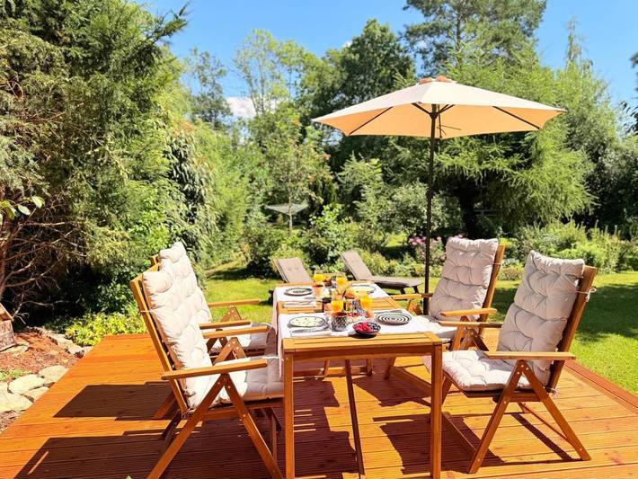 Ferienwohnung für 4 Personen, mit Terrasse und Garten sowie Ausblick in Diemelstadt
