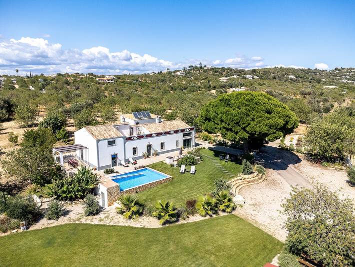 Villa for 17 people, with Balcony and Garden