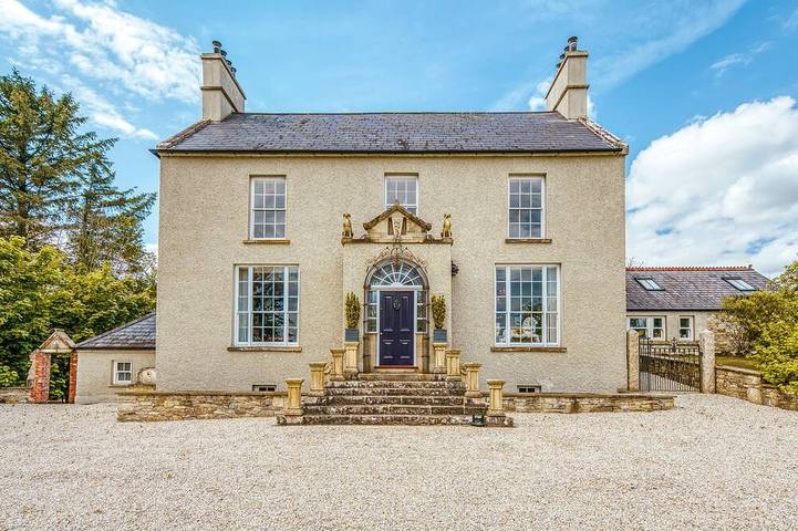 Log cabin for 14 people in Donegal