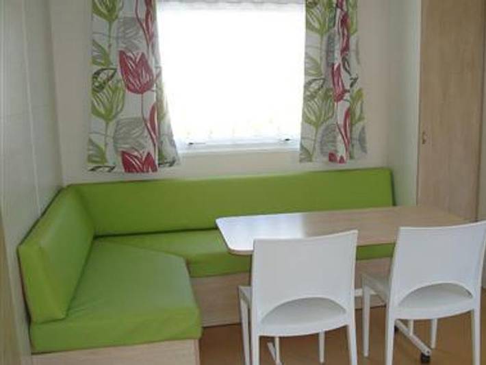 Mobil home pour 5 personnes, avec bassin pour enfant dans Plage des Becs - 2