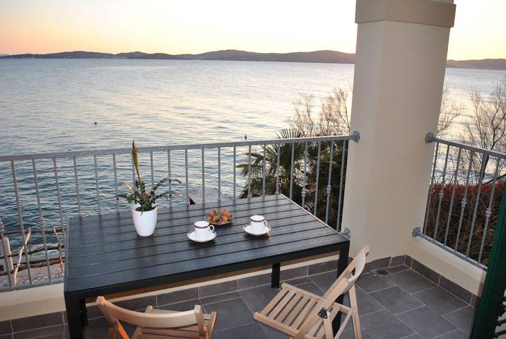 Ferienwohnung für 4 Personen, mit Balkon und Garten in Bibinje - 2