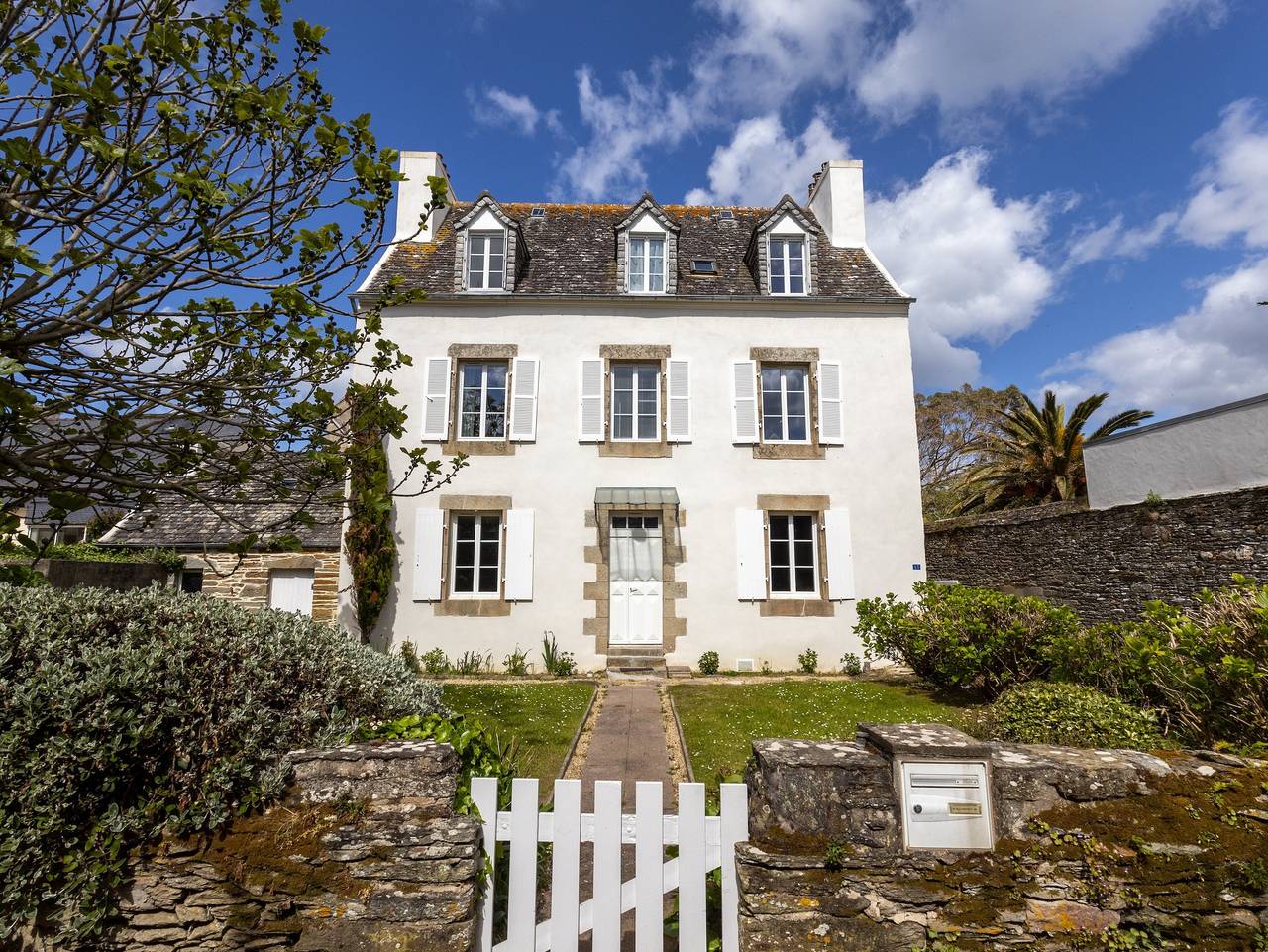 Maison de vacances 'Au Cœur De Locquirec' avec terrasse privée, jardin privé et Wi-Fi in Locquirec, Ceinture Dorée