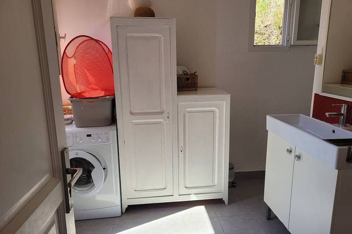 House with terrace Gulf of Porto near the sea For couples or families in Serriera, Parco naturale regionale della Corsica