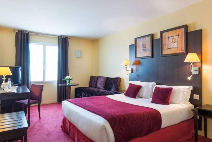 Hôtel pour 2 personnes à Savignac-les-Églises - 2