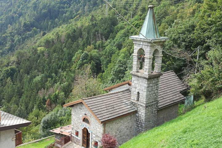 Gîte pour 4 personnes, avec balcon à Colere