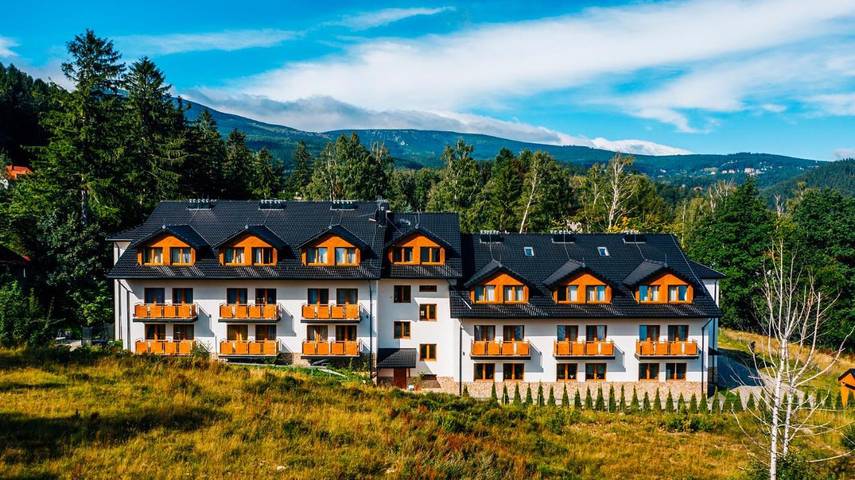 Ośrodek wypoczynkowy dla 2 osób, z Balkon i Jacuzzi oraz Sauna w Karpacz