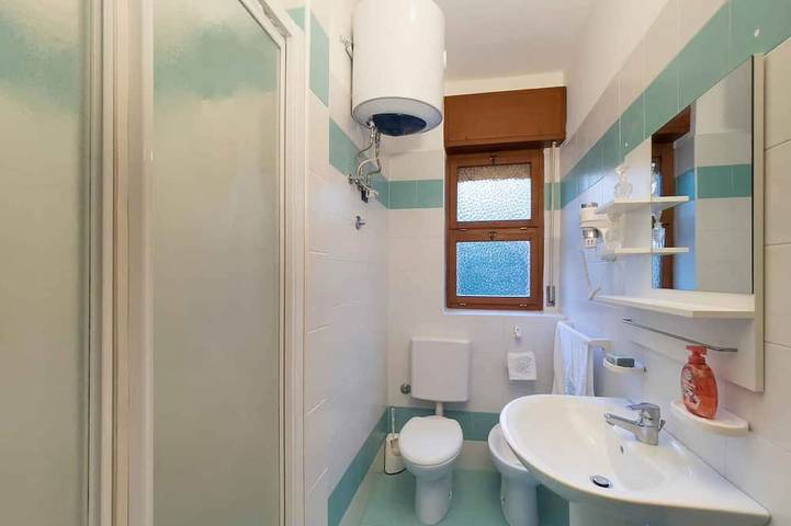 Apartamento entero, Apartamento vacacional con aire acondicionado y terraza en Lignano in Lignano Pineta, Lignano Sabbiadoro