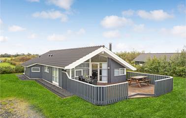 Ferienhaus für 6 Personen, mit Garten und Terrasse sowie Sauna und Whirlpool in Skaven Strand