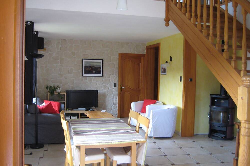 Maison individuelle - Valtin - 6/8 personnes - Ideal familles avec enfants in Le Valtin, Parc naturel régional des Ballons des Vosges
