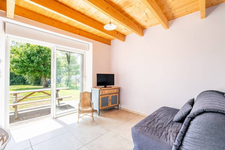 Maison de vacances 'Petit Gîte La Clé Des Champs' avec terrasse privée et jardin privé in Saint-Étienne-du-Bois, Vallée de la Loire