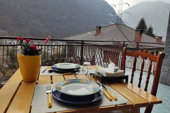 Gîte pour 6 personnes, avec balcon et jardin à Locana