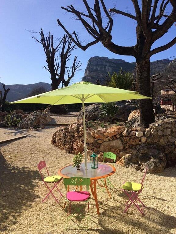 Location de vacances pour 6 personnes, avec terrasse et piscine à Saint-Jeannet - 2