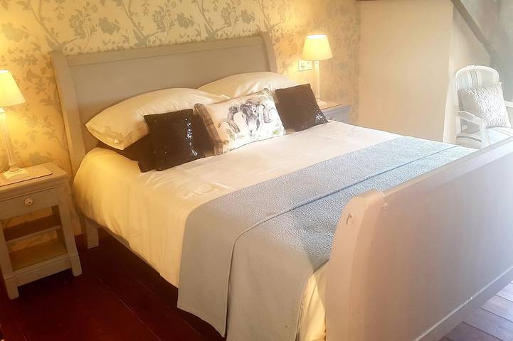 Location de vacances pour 7 personnes, avec jardin et balcon à Cast - 4