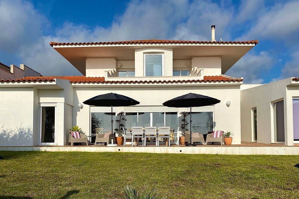 Casa vacanza a Ericeira a partire da 424€ a notte