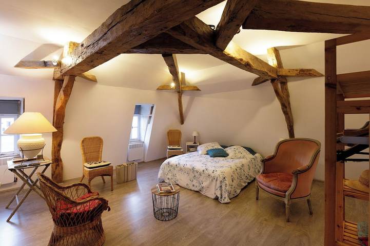 Location de vacances pour 17 personnes, avec jardin à Cendrieux - 3